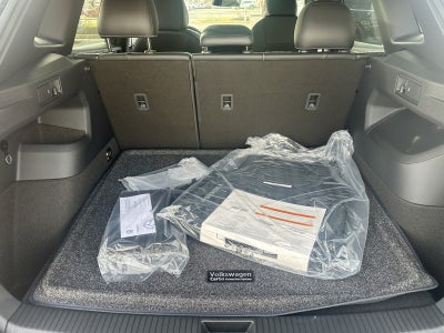 2026 Volkswagen Tiguan 2.0T SE R-Line Black 4MOTION