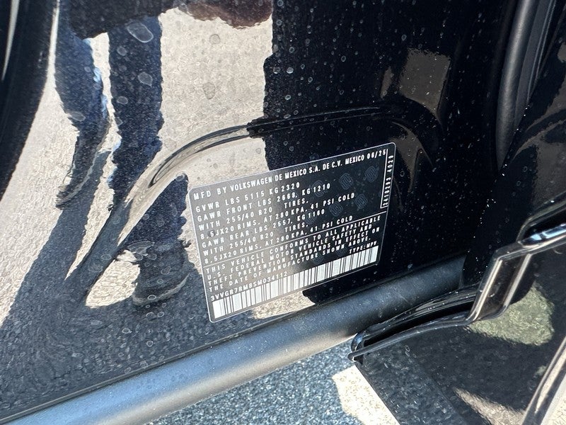 2025 Volkswagen Tiguan 2.0T SE R-Line Black 4MOTION