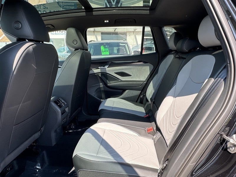 2025 Volkswagen Tiguan 2.0T SE R-Line Black 4MOTION