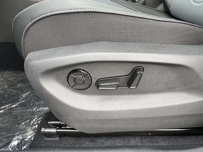 2025 Volkswagen Tiguan 2.0T SE R-Line Black 4MOTION