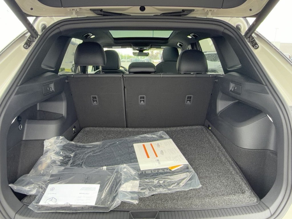 2026 Volkswagen Tiguan 2.0T SE R-Line Black 4MOTION