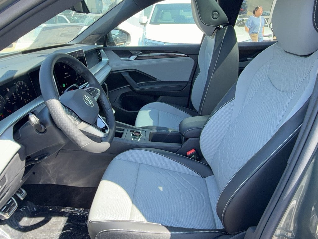 2026 Volkswagen Tiguan 2.0T SE R-Line Black 4MOTION