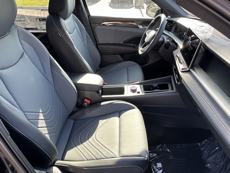 2026 Volkswagen Tiguan 2.0T SE R-Line Black FWD