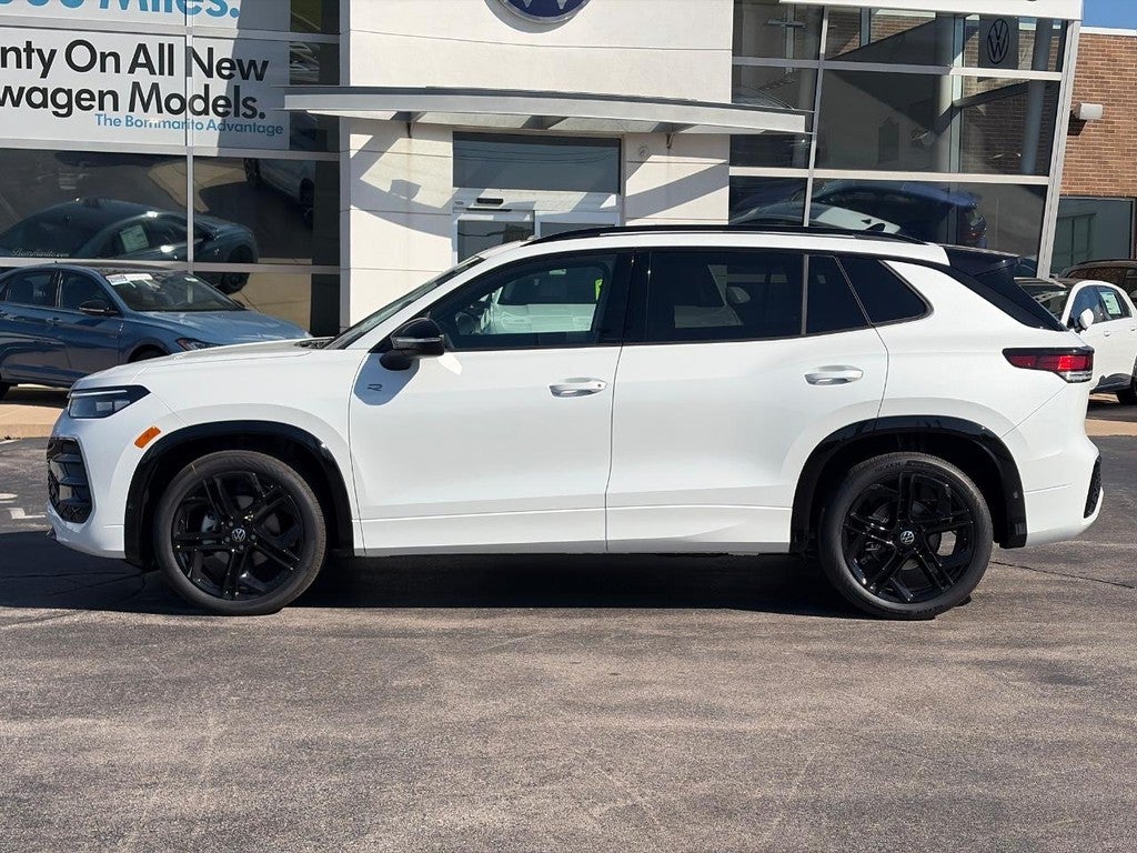 2026 Volkswagen Tiguan 2.0T SE R-Line Black FWD