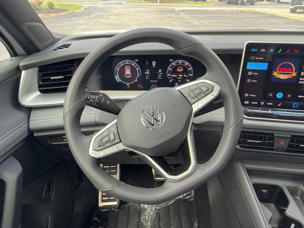 2026 Volkswagen Tiguan 2.0T SE R-Line Black FWD