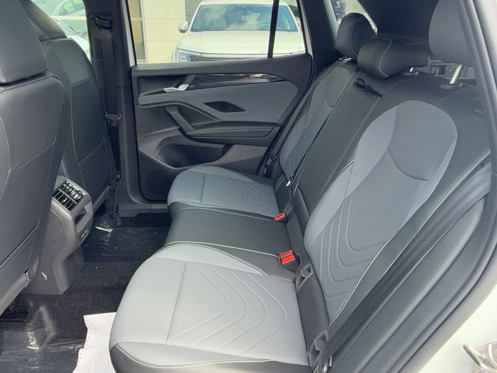 2026 Volkswagen Tiguan 2.0T SE R-Line Black FWD