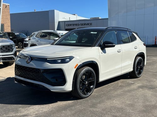 2026 Volkswagen Tiguan 2.0T SE R-Line Black FWD