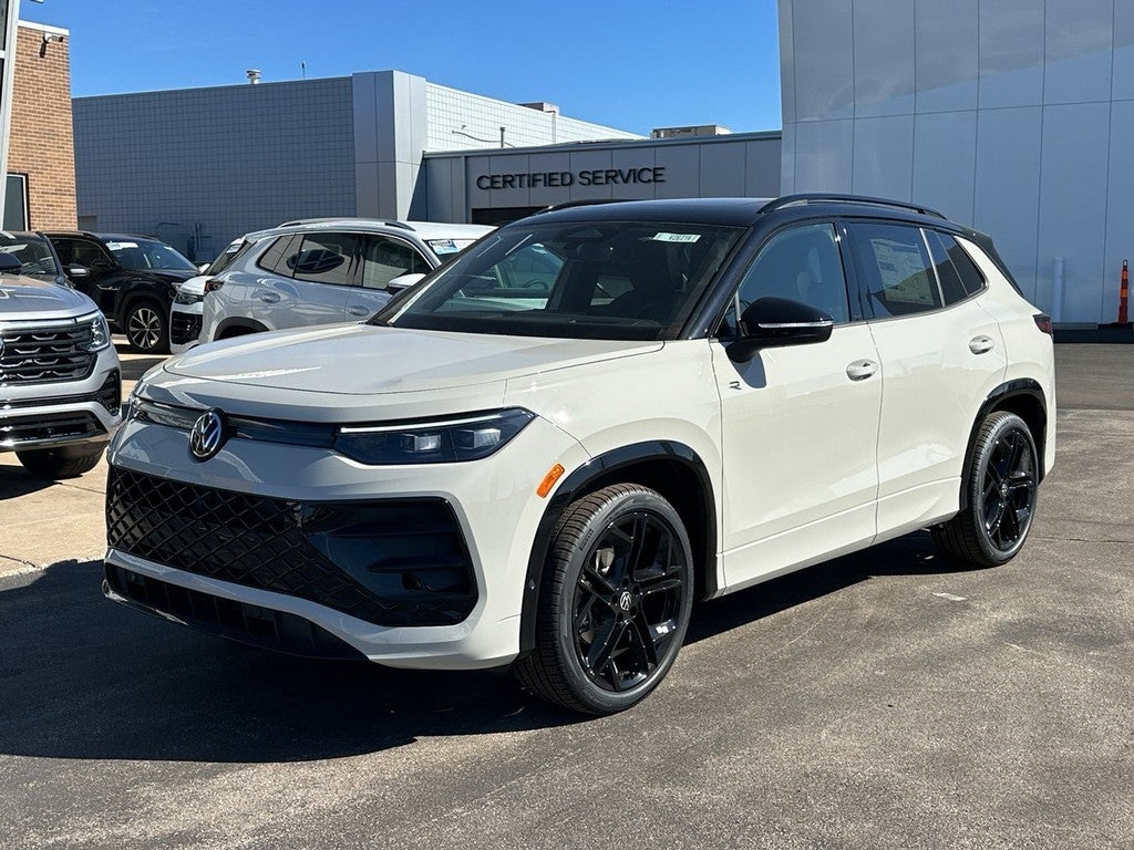 2026 Volkswagen Tiguan 2.0T SE R-Line Black FWD