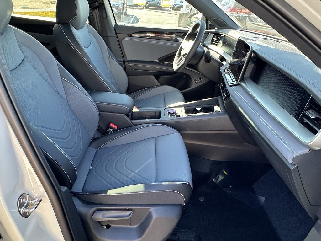 2026 Volkswagen Tiguan 2.0T SE R-Line Black FWD