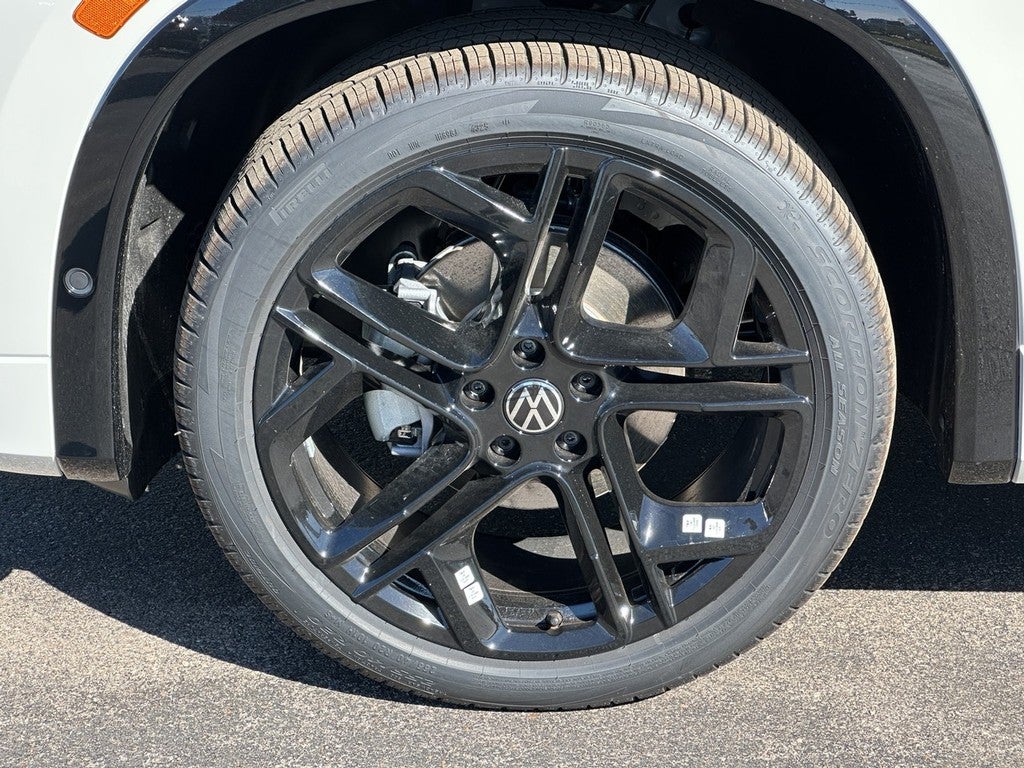 2026 Volkswagen Tiguan 2.0T SE R-Line Black FWD