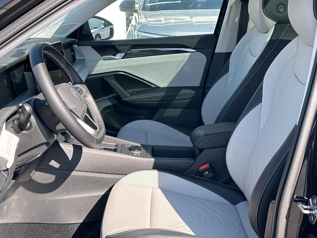 2025 Volkswagen Tiguan 2.0T SE 4MOTION