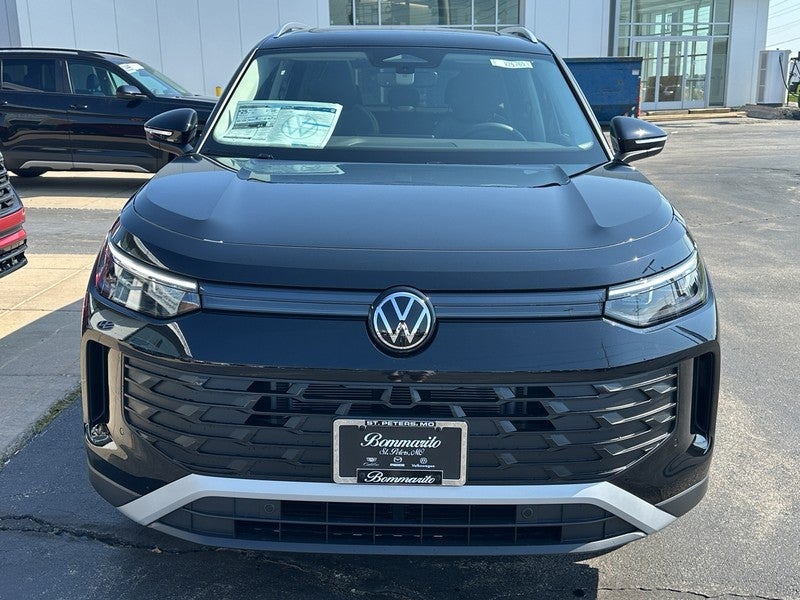 2025 Volkswagen Tiguan 2.0T SE 4MOTION