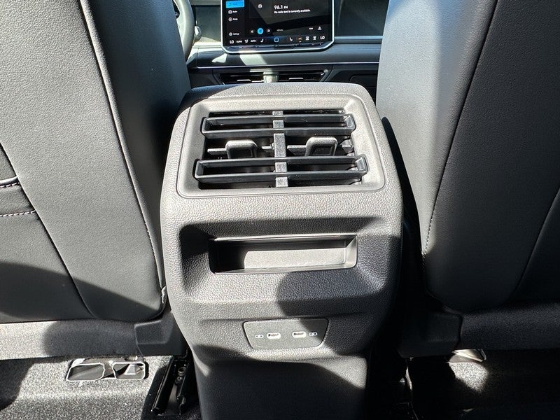 2025 Volkswagen Tiguan 2.0T SE 4MOTION