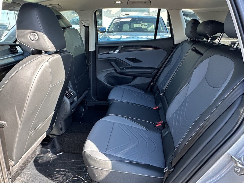 2025 Volkswagen Tiguan 2.0T SE 4MOTION