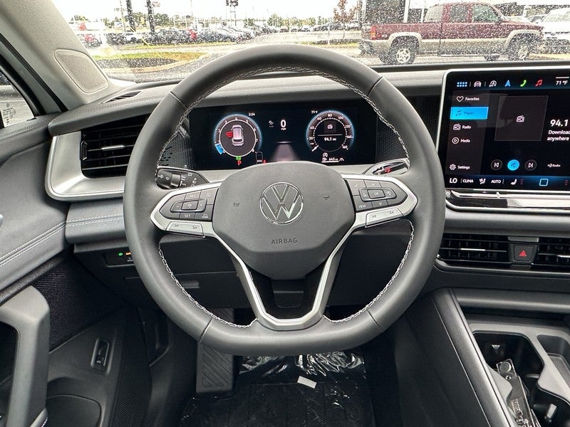 2025 Volkswagen Tiguan 2.0T SE 4MOTION