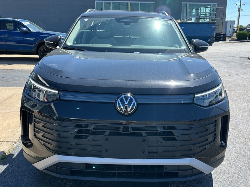 2025 Volkswagen Tiguan 2.0T SE 4MOTION