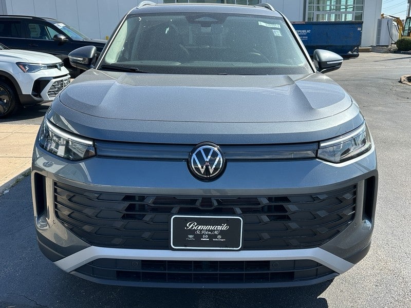 2025 Volkswagen Tiguan 2.0T SE 4MOTION