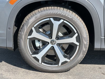 2025 Volkswagen Tiguan 2.0T SE 4MOTION