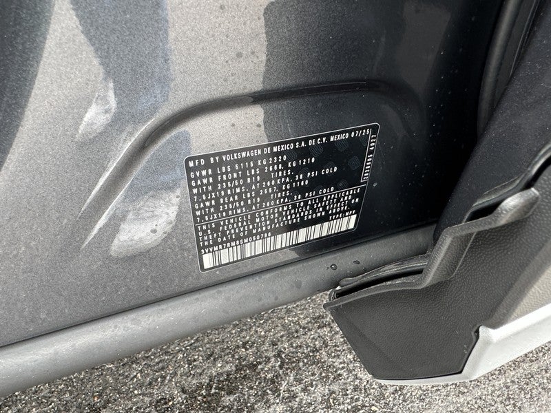 2025 Volkswagen Tiguan 2.0T SE 4MOTION