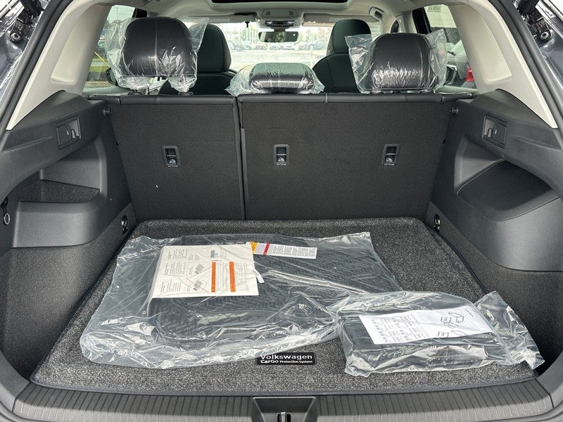 2025 Volkswagen Tiguan 2.0T SE 4MOTION