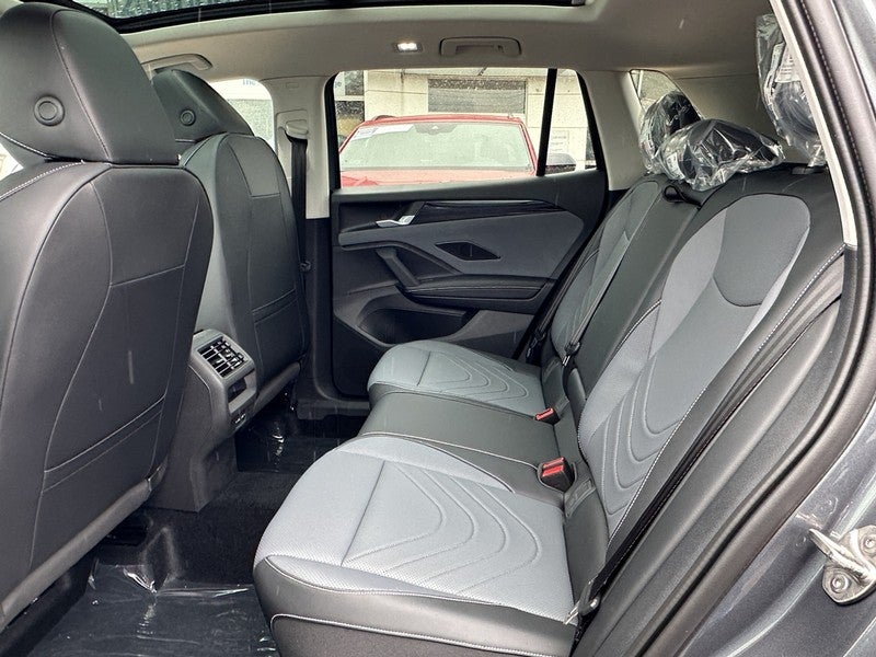 2025 Volkswagen Tiguan 2.0T SE 4MOTION