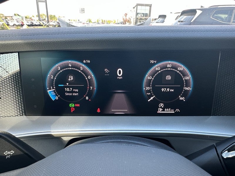 2025 Volkswagen Tiguan 2.0T SE 4MOTION