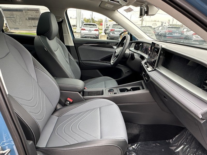 2025 Volkswagen Tiguan 2.0T SE 4MOTION