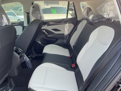 2026 Volkswagen Tiguan 2.0T SE FWD