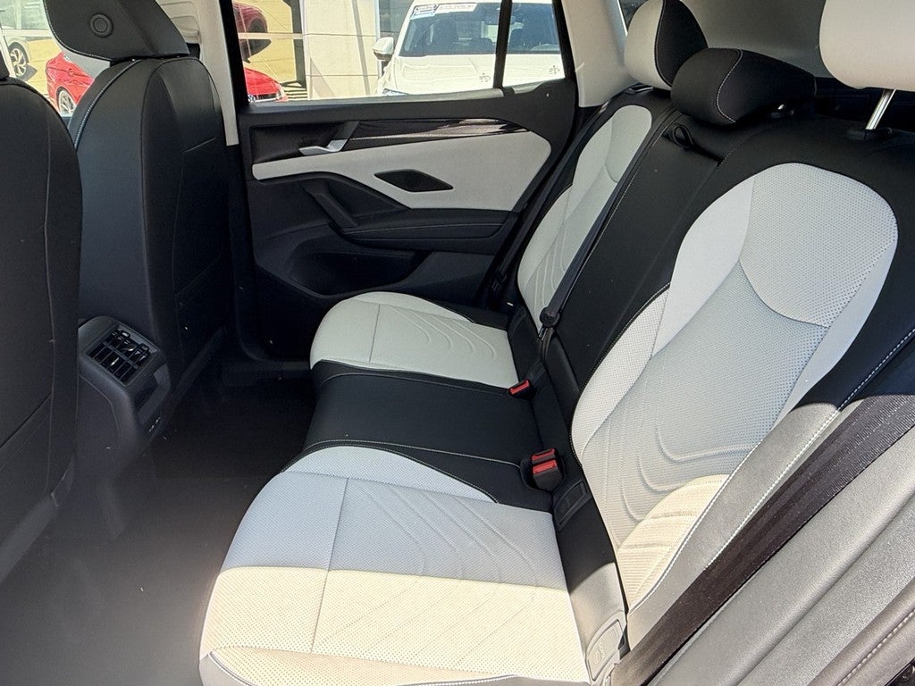 2026 Volkswagen Tiguan 2.0T SE FWD