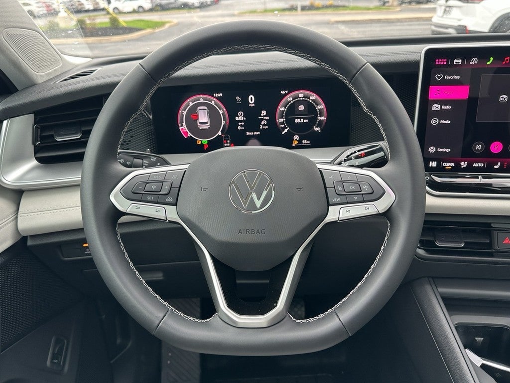 2026 Volkswagen Tiguan 2.0T SE FWD