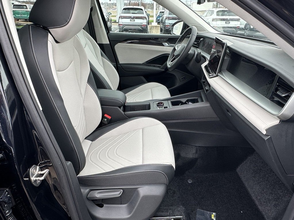 2026 Volkswagen Tiguan 2.0T SE FWD