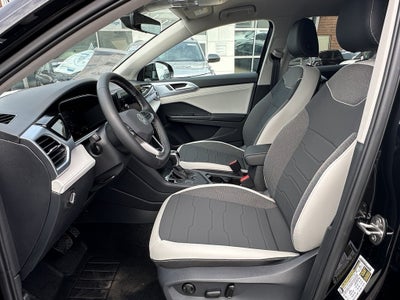 2026 Volkswagen Taos SE FWD