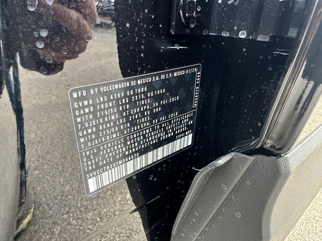 2026 Volkswagen Taos SE FWD