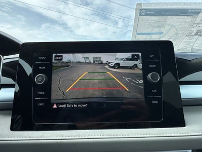 2026 Volkswagen Taos SE FWD