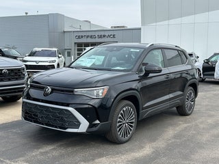 2026 Volkswagen Taos SE FWD