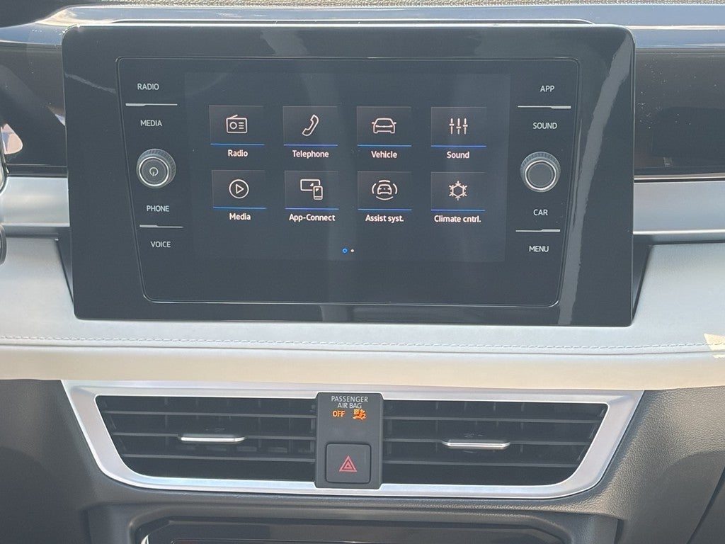 2026 Volkswagen Taos SE 4MOTION