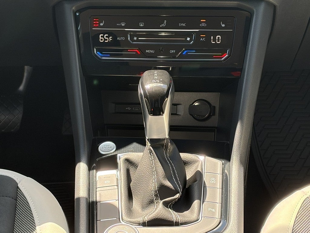 2026 Volkswagen Taos SE 4MOTION