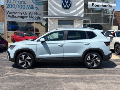 2026 Volkswagen Taos SE 4MOTION