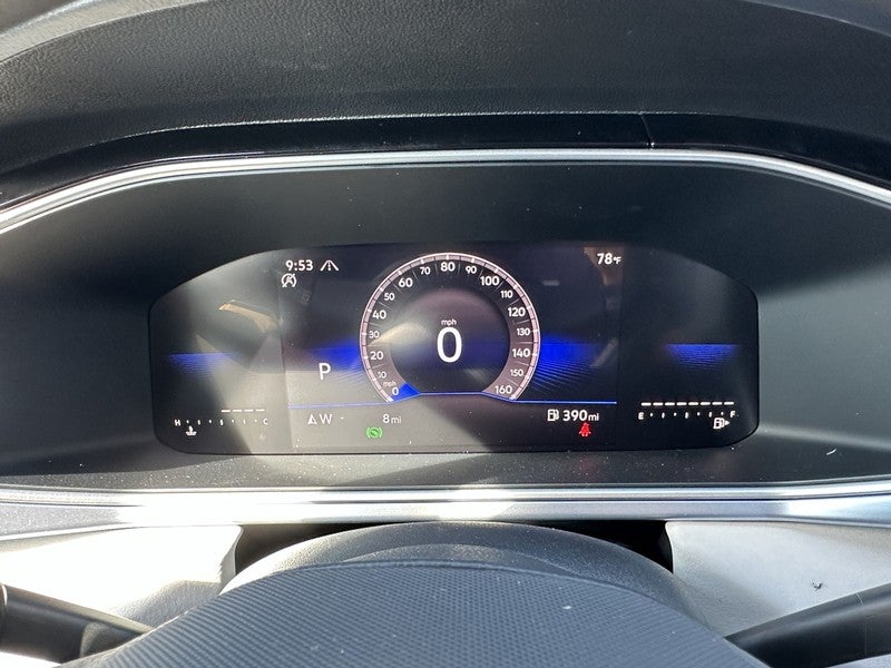 2025 Volkswagen Taos SE 4MOTION