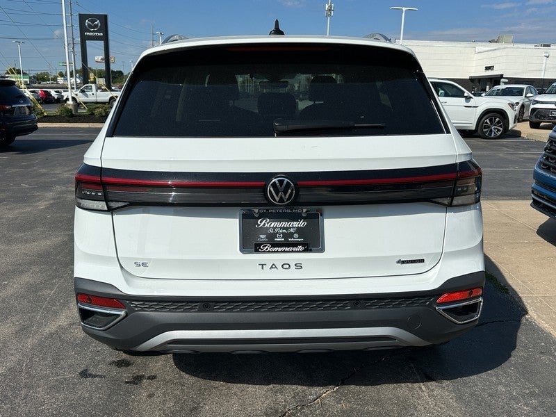 2025 Volkswagen Taos SE 4MOTION