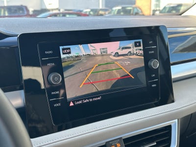 2026 Volkswagen Taos SE 4MOTION