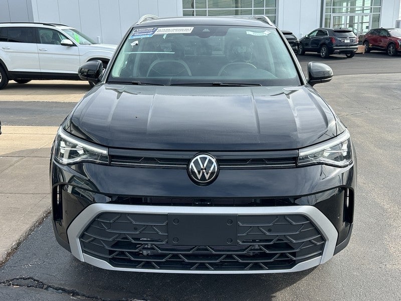 2025 Volkswagen Taos SE 4MOTION