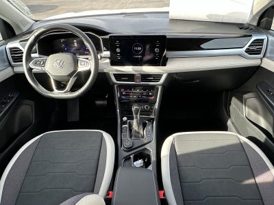 2026 Volkswagen Taos SE 4MOTION