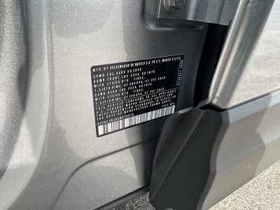 2025 Volkswagen Taos SE 4MOTION