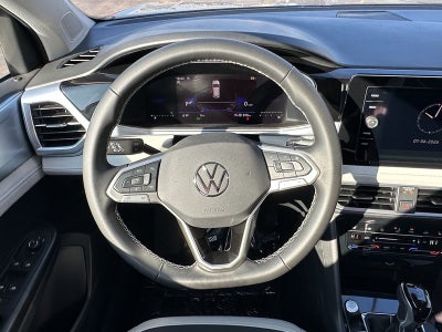 2026 Volkswagen Taos SE 4MOTION