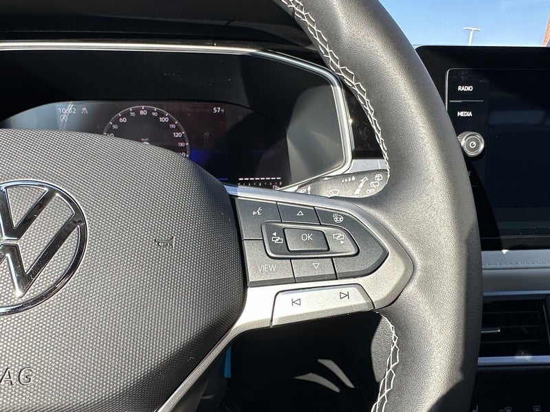 2026 Volkswagen Taos SE 4MOTION