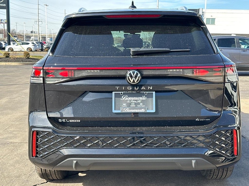 2026 Volkswagen Tiguan 2.0T SEL R-Line Turbo 4MOTION