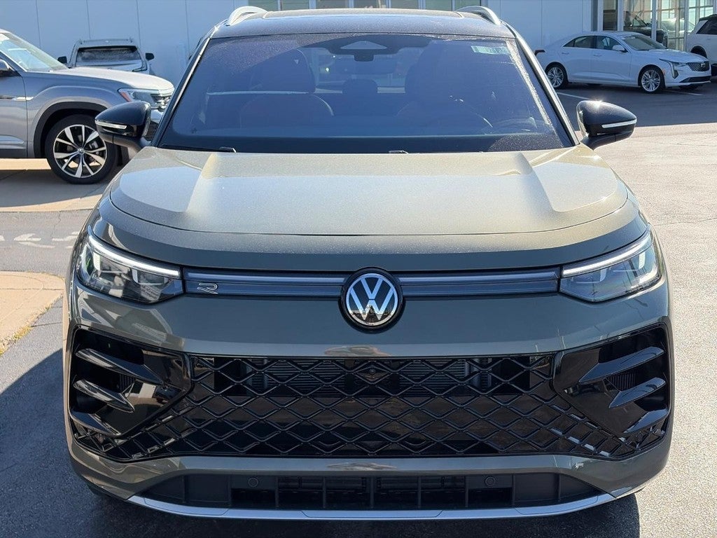 2026 Volkswagen Tiguan 2.0T SEL R-Line Turbo 4MOTION