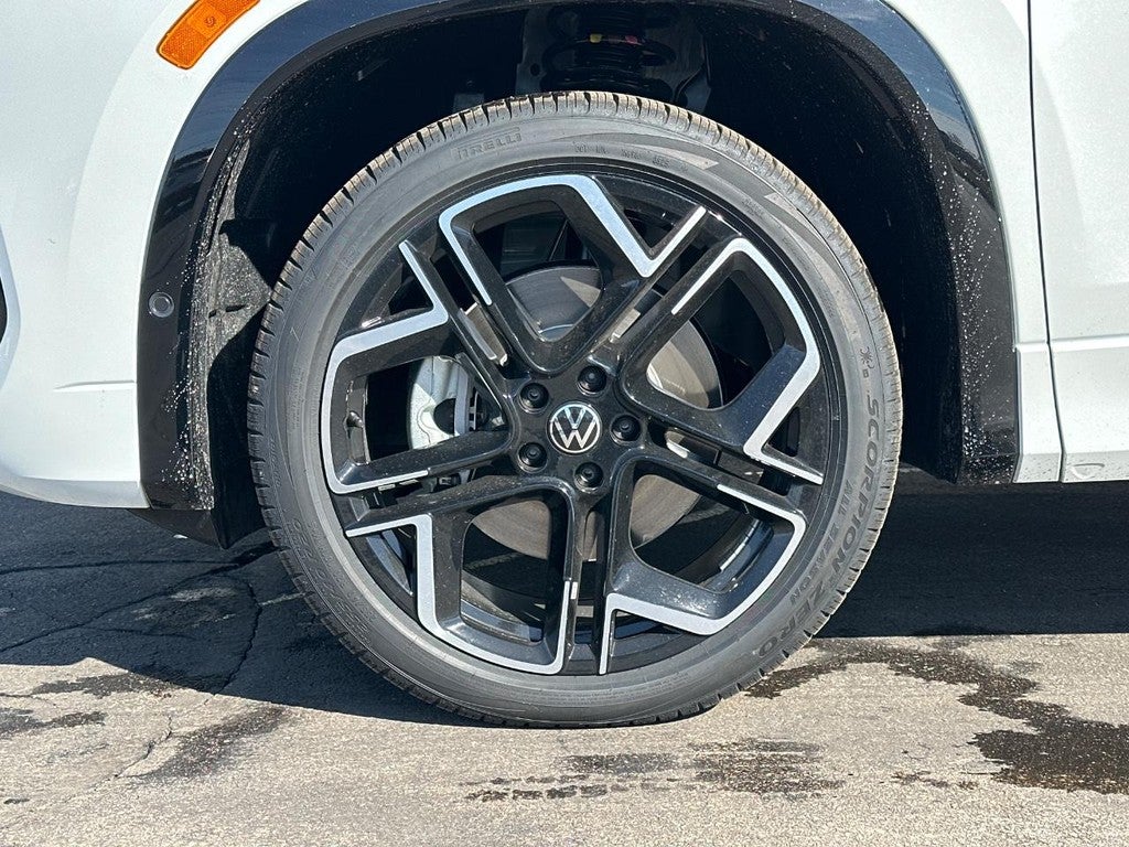 2026 Volkswagen Tiguan 2.0T SEL R-Line Turbo 4MOTION