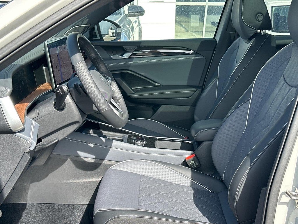 2026 Volkswagen Tiguan 2.0T SEL R-Line Turbo 4MOTION